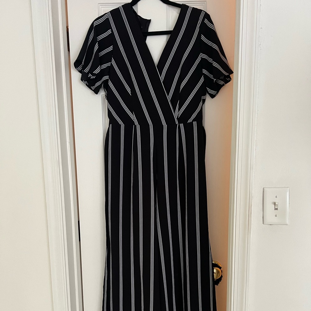 Elegant Black and White Striped Jumper